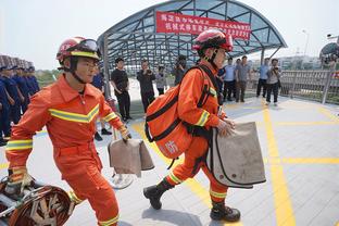 新世纪五大联赛球员替补登场进球榜：莫拉塔47球居首，梅西第三